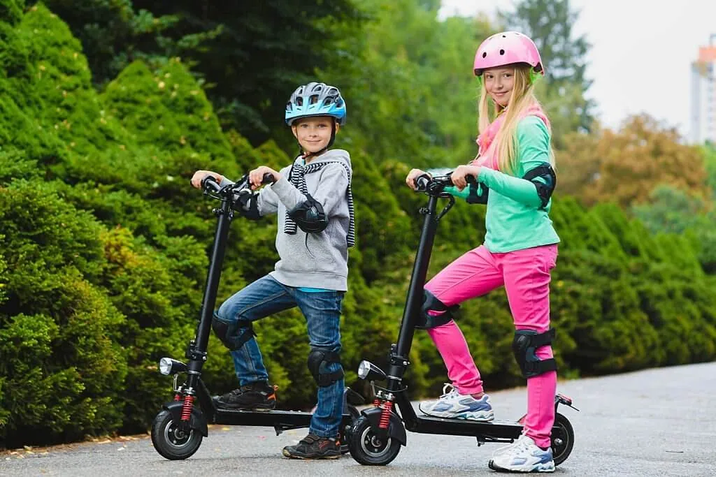 Choosing The Right Kids Scooter Helmet – An Essential Guide For Parents